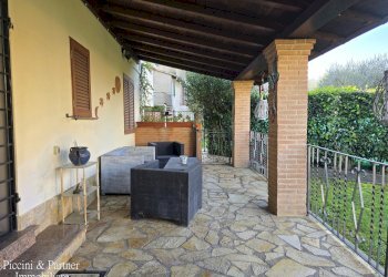 15.jpg - Casa indipendente Piazzale Umbria, Castiglione del Lago - foto 15