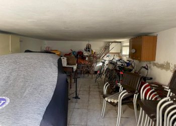 PHOTO-2025-12-29-09-29-27.jpg - Trilocale Via Cesare Battisti, Cecina - foto 12