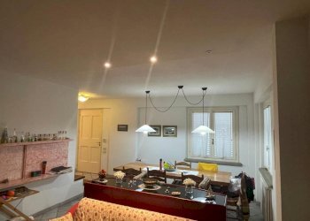 PHOTO-2025-11-24-16-27-01 (4).jpg - Villa Viale della Repubblica, Cecina - foto 2