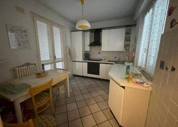 PHOTO-2025-11-24-16-27-01 (6).jpg - Villa Viale della Repubblica, Cecina - foto 4