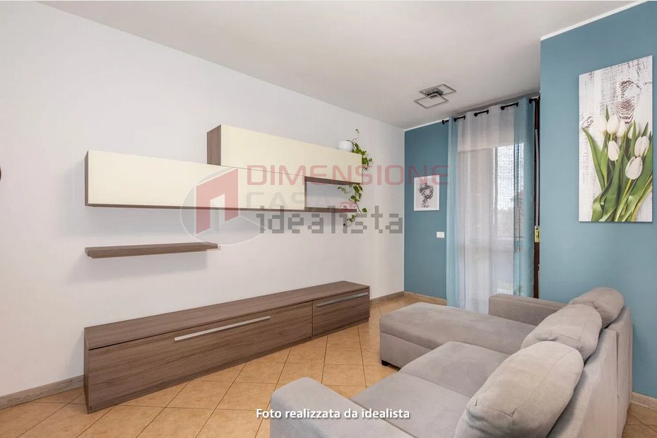 Screenshot 2026-01-15 at 16-55-56 Bilocale in vend - Two-room apartment Via Massa di San GiulianoVia di Massa san Giuliano, Roma (neighborhood Castelverde) - photo 2