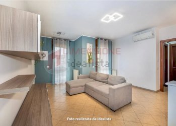 Screenshot 2026-01-15 at 16-56-02 Bilocale in vend - Bilocale Via Massa di San GiulianoVia di Massa san Giuliano, Roma (zona Castelverde) - foto 1