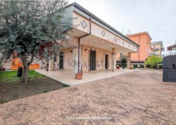 SC7C79~1.PNG - Three-family Villa VIA DEL FOSSO DELL'OSA 399, Roma - photo 25