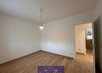 PHOTO-2026-01-16-12-40-355.jpg - Ufficio Via Mazzini, Camaiore - foto 4