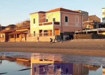 PHOTO-2026-01-12-15-37-10.jpg - Villa a Schiera Viale Italia, Follonica - foto 1