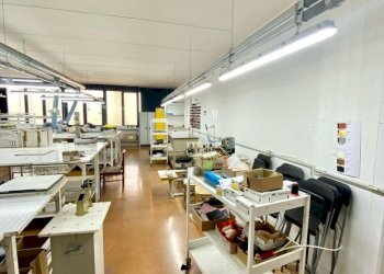 PHOTO-2024-03-14-12-36-3811.jpg - Locale Commerciale Via Codignola, Scandicci - foto 10