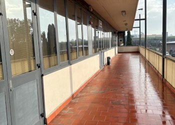 ea143470-455c-4bb2-869a-facd27901a99.JPG - Locale Commerciale Via Codignola, Scandicci - foto 3