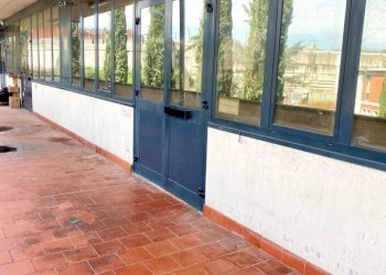 PHOTO-2024-03-14-12-37-442.jpg - Locale Commerciale Via Codignola, Scandicci - foto 12