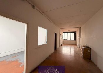 WhatsApp Image 2026-01-09 at 15.33.58.jpeg - Locale Commerciale Via Codignola, Scandicci - foto 20