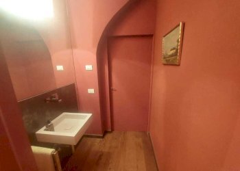 servizio - Locale Commerciale Piazza del Duomo, Prato - foto 6