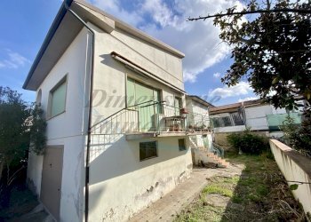 photo_4_2026-01-23_00-26-46.jpg - Villa Via Fratelli Bandiera, Rosignano Marittimo - foto 25