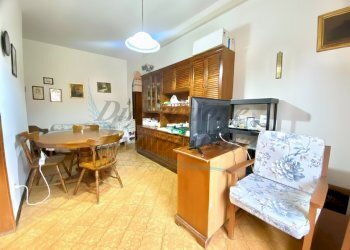 Gemini_Generated_Image_yz186tyz186tyz18.png - Bilocale Via Volterrana 77, Montecatini Val di Cecina - foto 11