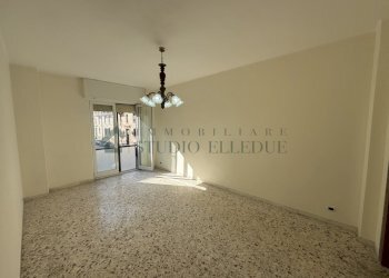 IMG_8930.JPG - Trilocale VIA NICOLAI  395, Bari - foto 4