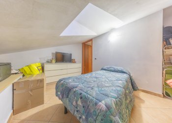 18.jpg - Three-room apartment Mentana - photo 10
