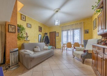 25.jpg - Three-room apartment Mentana - photo 12
