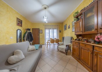 26.jpg - Three-room apartment Mentana - photo 13