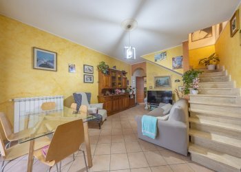 28.jpg - Three-room apartment Mentana - photo 15