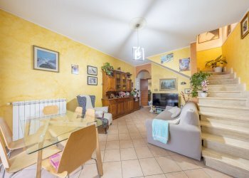 29.jpg - Three-room apartment Mentana - photo 16