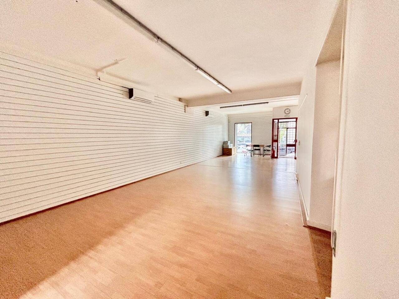 3.jpeg - Commercial Premises Via Enrico Pezzi 13, Guidonia Montecelio - photo 3