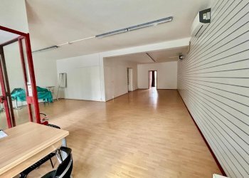 5.jpeg - Commercial Premises Via Enrico Pezzi 13, Guidonia Montecelio - photo 5