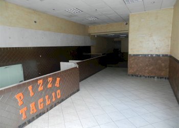 Foto - Locale Commerciale Via dei Castani, Roma - foto 1