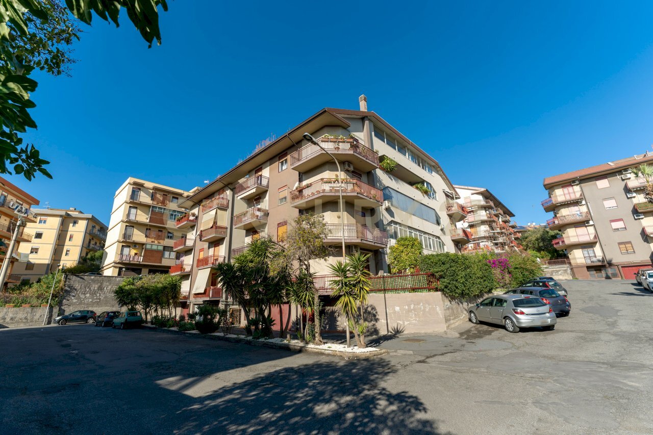 Via Sgroppillo 21  (50).jpg - Three-room apartment Via Sgroppillo 21, San Gregorio di Catania - photo 2