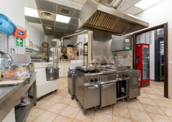 Il vialetto (17).jpg - Pizzeria Viale Mario Rapisardi 646, Catania - foto 17