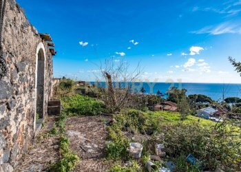 DSC01654.jpg - Terreno agricolo Via Vampolieri, Aci Castello - foto 27