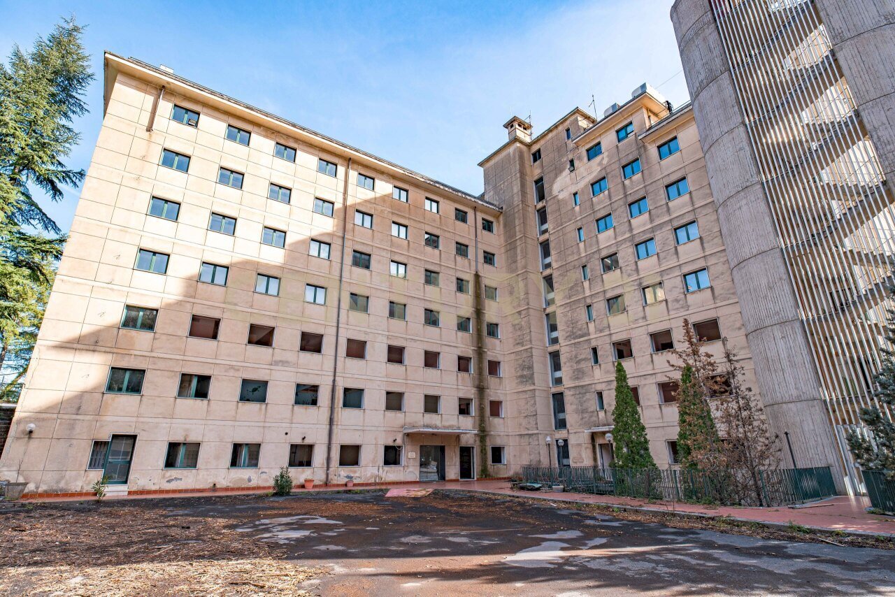 DSC01688.jpg - Stable - Palace Via Cassone 75, Zafferana Etnea - photo 1