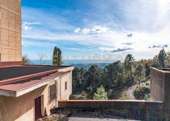 DSC01690.jpg - Stabile - Palazzo Via Cassone 75, Zafferana Etnea - foto 3