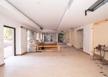 DSC01695.jpg - Stabile - Palazzo Via Cassone 75, Zafferana Etnea - foto 6