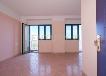 DSC01712.jpg - Stabile - Palazzo Via Cassone 75, Zafferana Etnea - foto 21