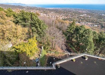 DSC01715.jpg - Stabile - Palazzo Via Cassone 75, Zafferana Etnea - foto 24