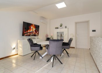 Via XXXI Maggio, 30 (27).jpg - Porzione di casa Via XXXI Maggio 34, Catania - foto 19