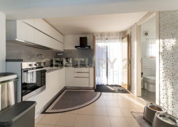 Via XXXI Maggio, 30 (29).jpg - Porzione di casa Via XXXI Maggio 34, Catania - foto 21