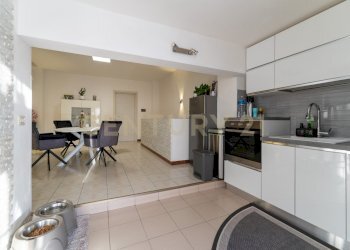 Via XXXI Maggio, 30 (36).jpg - Porzione di casa Via XXXI Maggio 34, Catania - foto 28