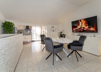 Via XXXI Maggio, 30 (38).jpg - Porzione di casa Via XXXI Maggio 34, Catania - foto 30