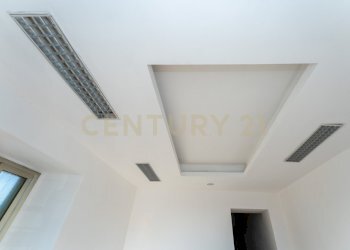 Botteghe via Nizzeti (11).jpg - Locale Commerciale Via Nizzeti 3, Tremestieri Etneo - foto 3