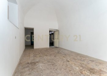 Botteghe via Nizzeti (17).jpg - Locale Commerciale Via Nizzeti 3, Tremestieri Etneo - foto 4