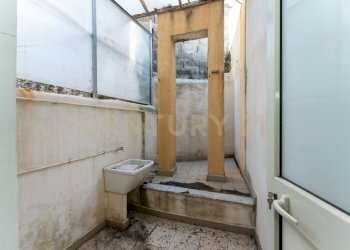 Botteghe via Nizzeti (49).jpg - Locale Commerciale Via Nizzeti 3, Tremestieri Etneo - foto 9