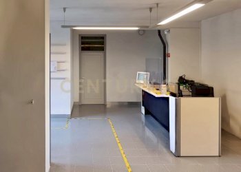 1000001949.jpg - Commercial Premises zona artigianale di saragiolo 1, Piancastagnaio - photo 17