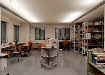 1000001950.jpg - Commercial Premises zona artigianale di saragiolo 1, Piancastagnaio - photo 18