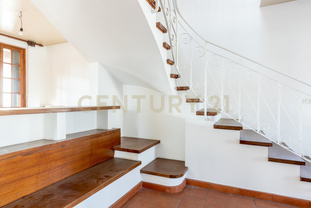 scale - Casa indipendente Via Nino Bixio 15, Montecatini-Terme - foto 3