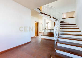 scale per zona notte - Independent house Via Nino Bixio 15, Montecatini-Terme - photo 2