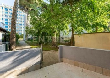 vialetto entrata.png - Trilocale Via Giovanni Pascoli, Comacchio - foto 12