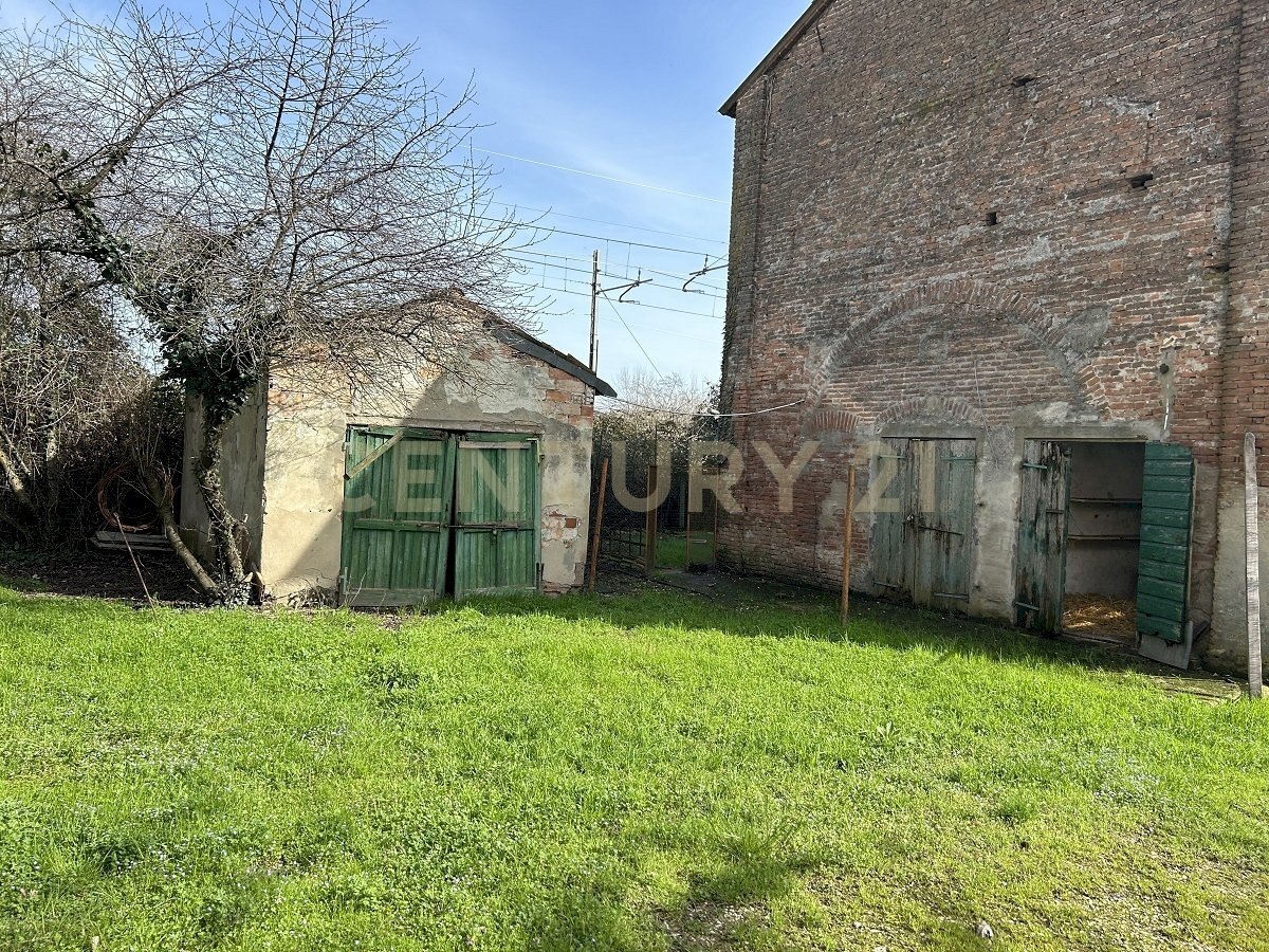 IMG_0672.JPG - Rustico Argine San Lorenzo 11, Ostiglia - foto 2