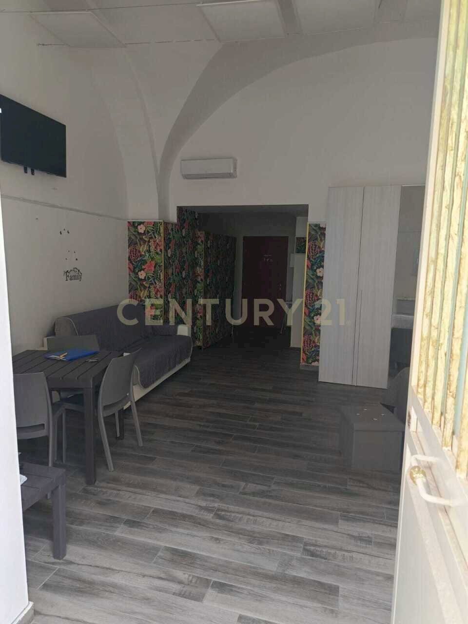 2.jpg - Casa indipendente Piazza Federico di Svevia, Catania - foto 2