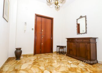 1.0 ingresso.jpg - Appartamento Via Briscata 7, Genova (zona Sestri Ponente) - foto 2