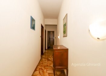 7.3 corridoio.jpg - Appartamento Via Briscata 7, Genova (zona Sestri Ponente) - foto 14