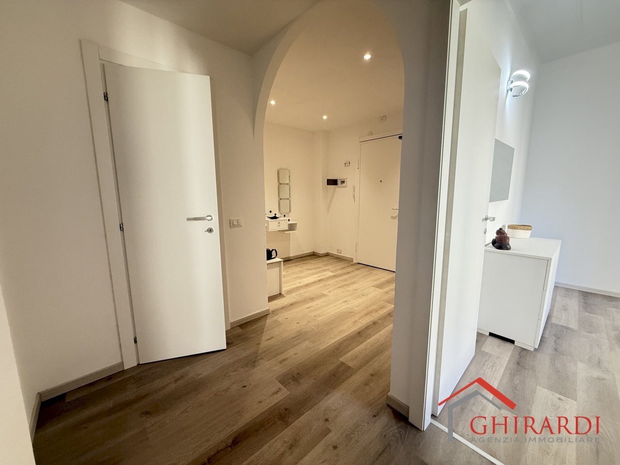 1.0 INGRESSO.jpg - Appartamento VIA SANT'ELIA  41, Genova (zona Sestri Ponente) - foto 1